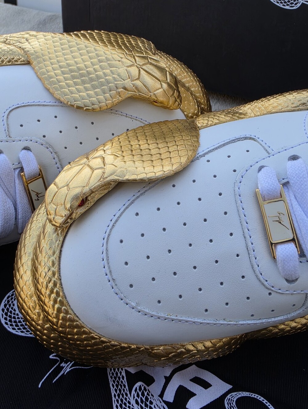 Giuseppe Zanotti Cobra sneakers Size 11 - Picture 15 of 16